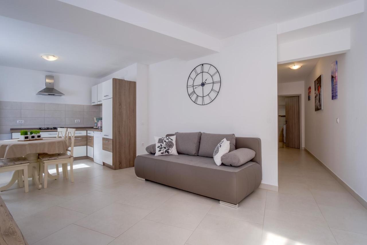 Apartment Angela Čunski Exterior foto